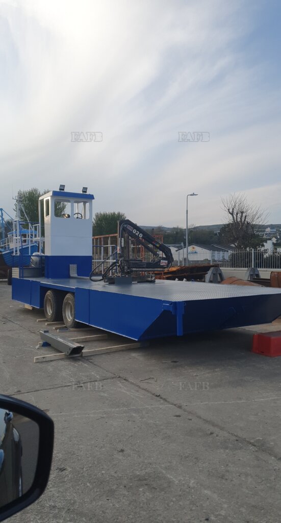 Flat bottom bardge trailer